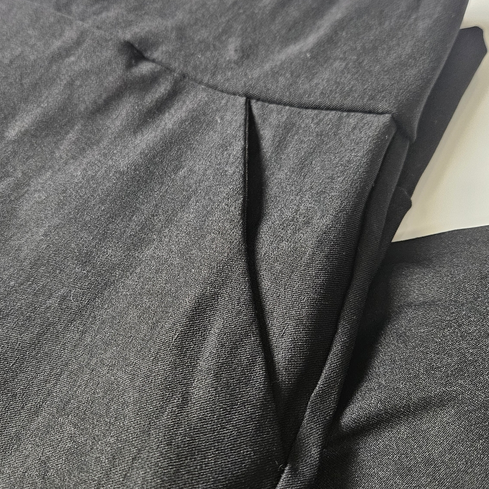 Elegant Black Women's Capris